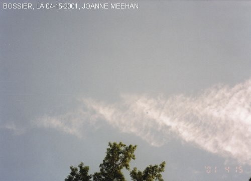 Chemtrail sprayings over Bossier, LA on 04-15-2001
