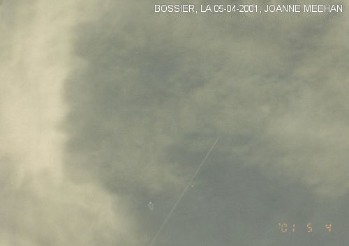 Chemtrail sprayings over Bossier, LA on 05-04-2001
