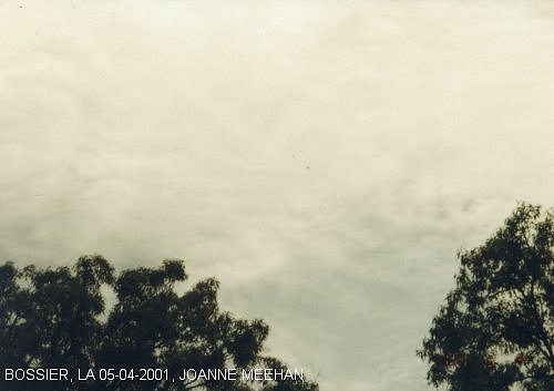 Chemtrail sprayings over Bossier, LA on 05-04-2001
