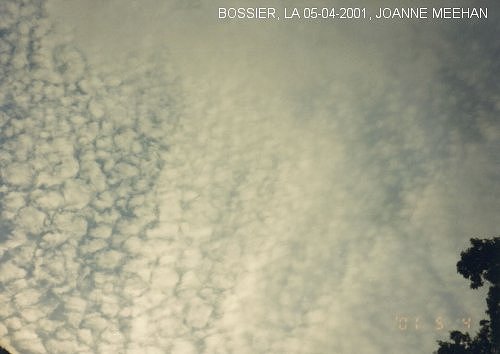 Chemtrail sprayings over Bossier, LA on 05-04-2001