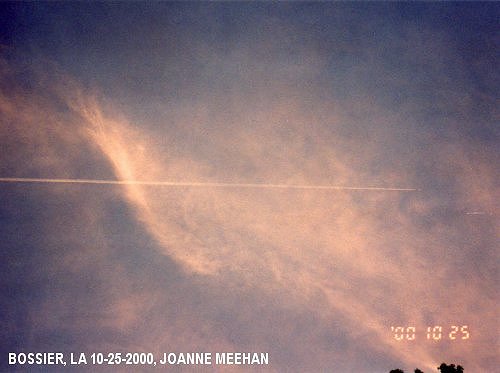 Chemtrail sprayings over Bossier, LA on 10-25-2000