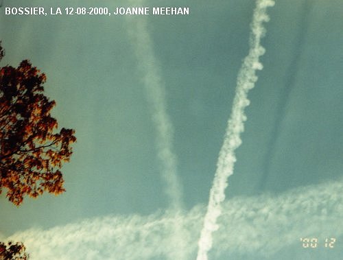 Chemtrails over Bossier, LA on 12-08-2000