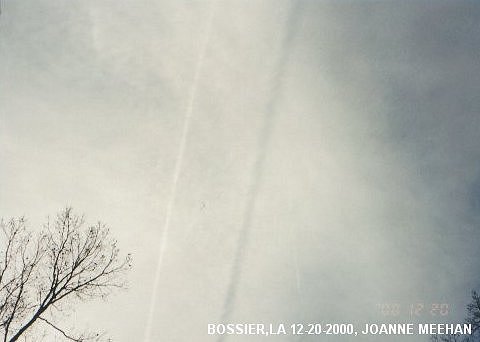 Chemtrails over Bossier, LA on 12-20-2000