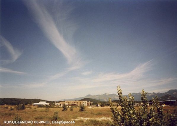 Chemtrails over Kukuljanovo, Croatia on 06-09-00