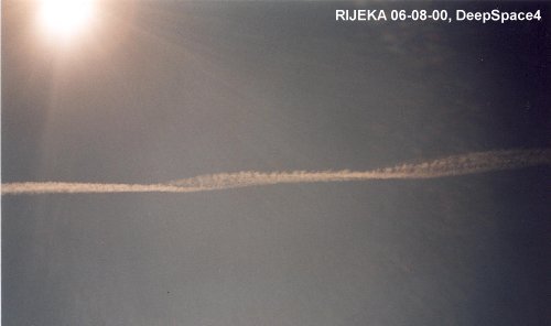 Chemtrails over Kukuljanovo, Croatia on 06-08-00
